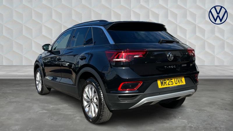 Used Volkswagen T-Roc 2025 for sale - 74917539: Photo 3