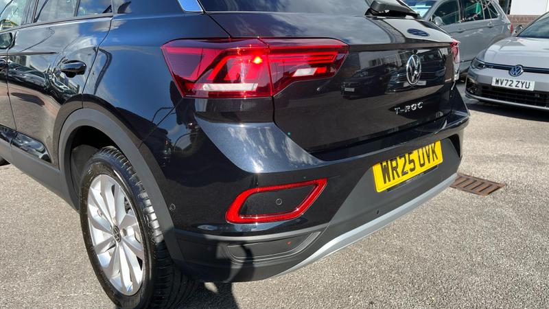 Used Volkswagen T-Roc 2025 for sale - 74917539: Photo 35