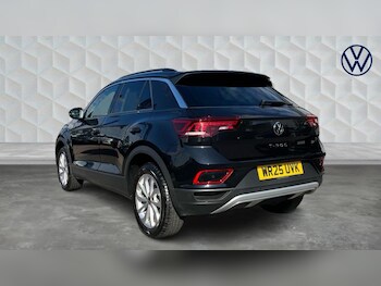 Used Volkswagen T-Roc 2025 for sale - 74917539: Photo