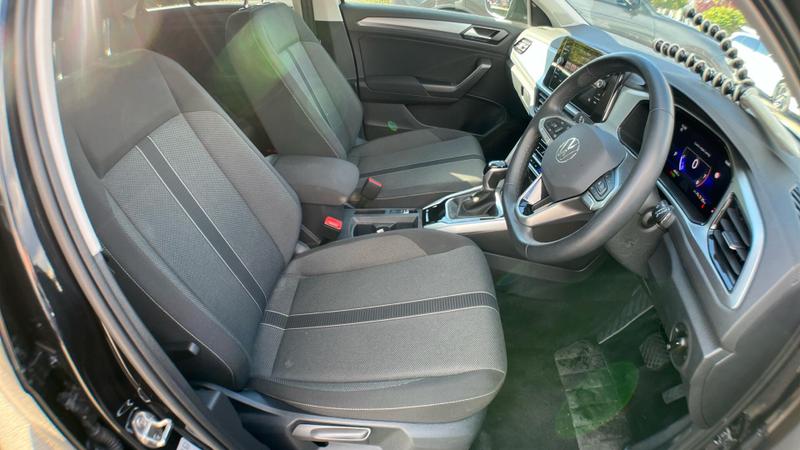 Used Volkswagen T-Roc 2025 for sale - 74917539: Photo 45