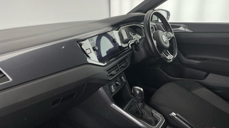 Used Volkswagen Polo 2020 for sale - 76684949: Photo 2
