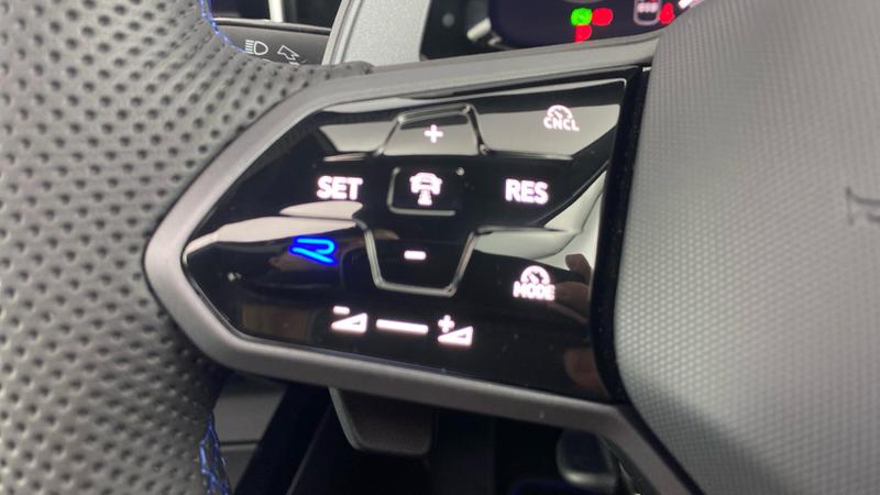 Used Volkswagen Golf 2025 for sale - 76603525: Photo 25