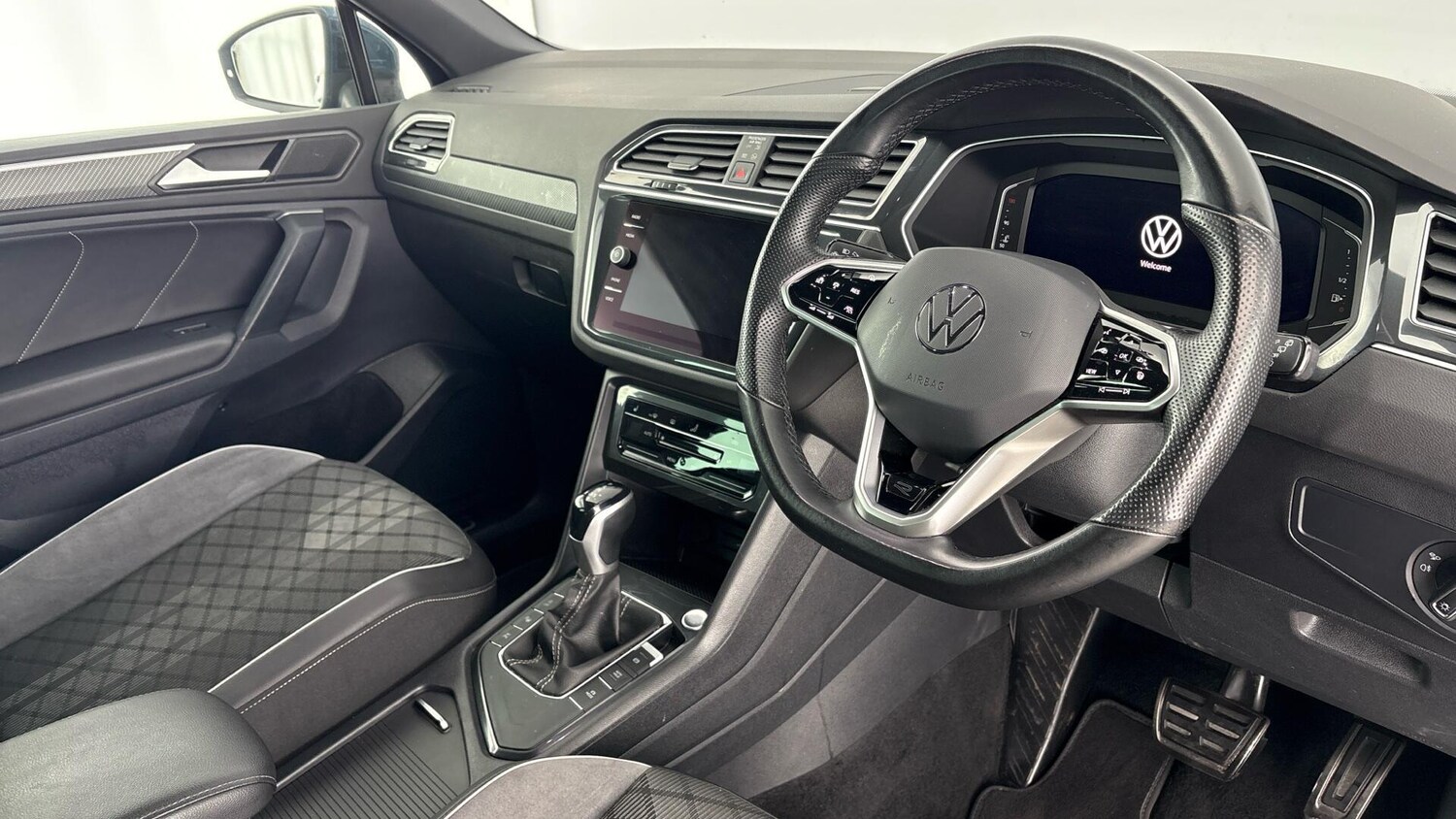 Used Volkswagen Tiguan 2023 for sale - 77602326: Photo 6