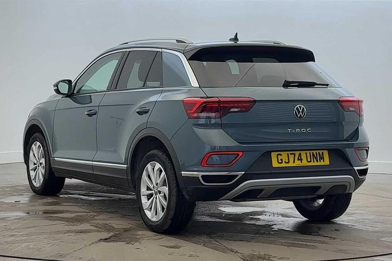 Used Volkswagen T-Roc 2024 for sale - 77186936: Photo 3