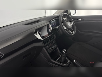 Used Volkswagen T-Cross 2023 for sale - 77918068: Photo