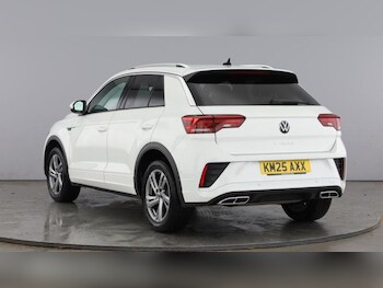 Used Volkswagen T-Roc 2025 for sale - 77186923: Photo
