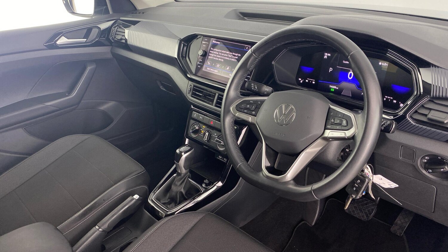 Used Volkswagen T-Cross 2024 for sale - 77506467: Photo 6