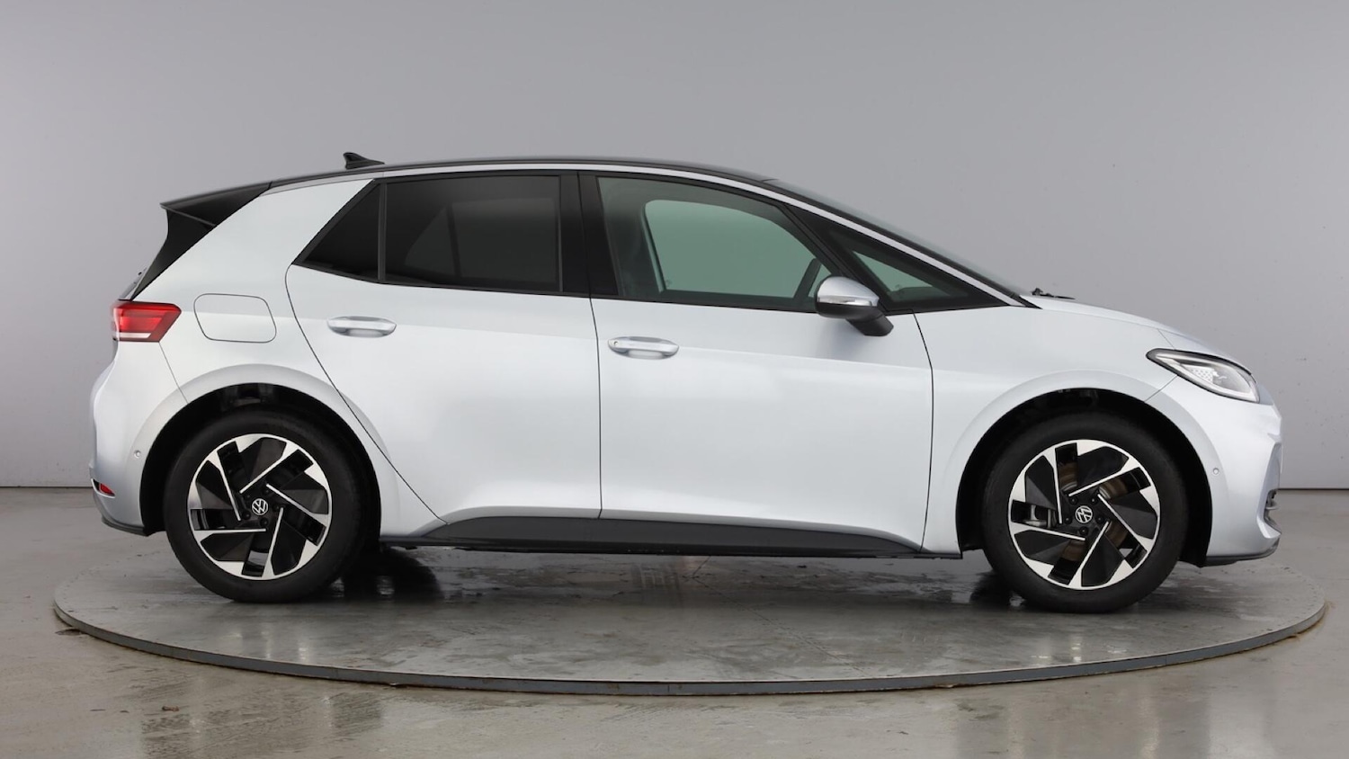 Used Volkswagen ID.3 2025 for sale - 77506442: Photo 4