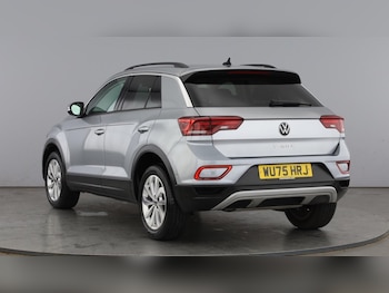 Used Volkswagen T-Roc 2025 for sale - 77918061: Photo