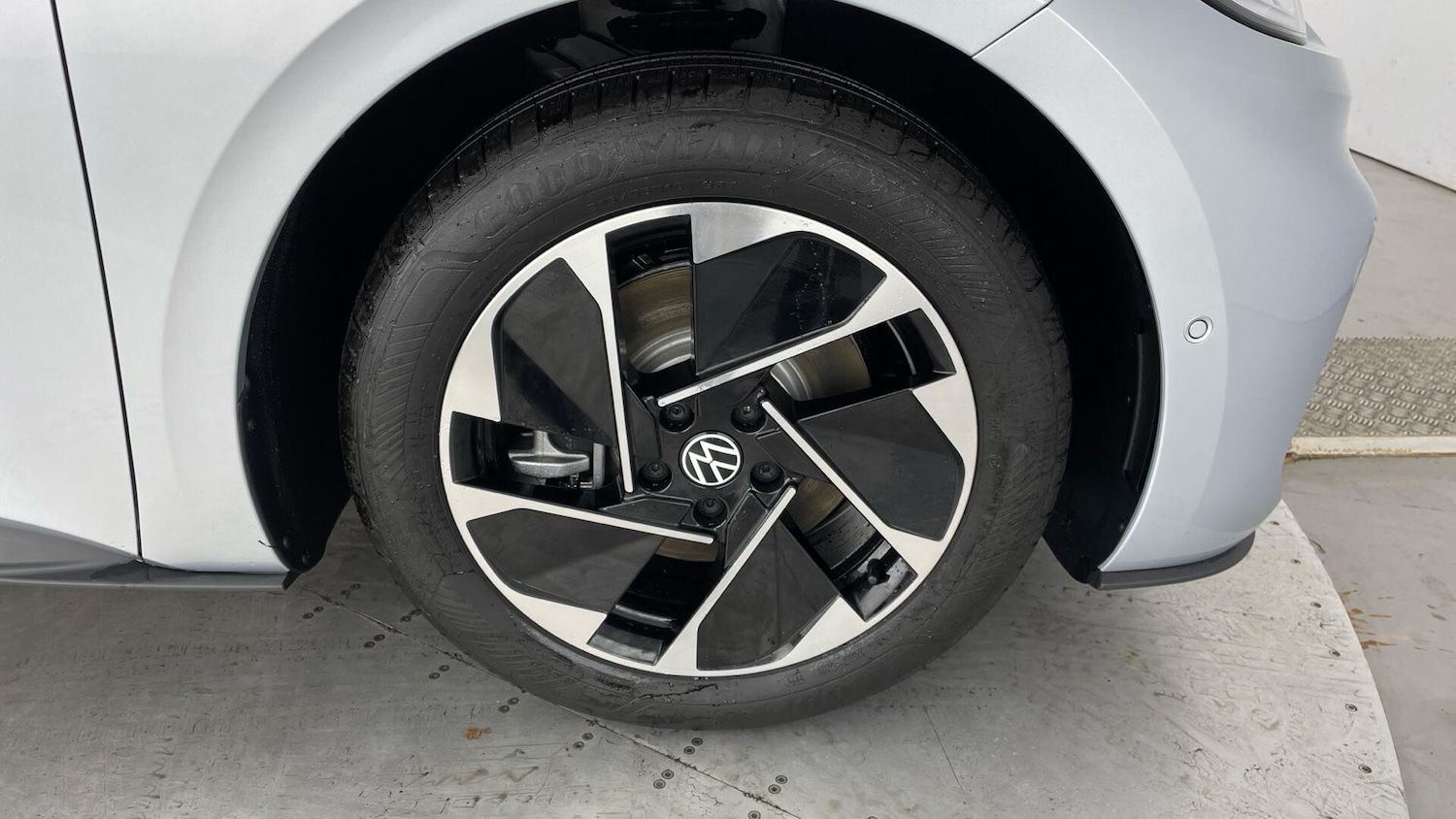 Used Volkswagen ID.3 2025 for sale - 77602412: Photo 5