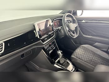 Used Volkswagen T-Roc 2023 for sale - 79552170: Photo