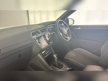 Used Volkswagen Tiguan 2022 for sale - 79386347: Photo