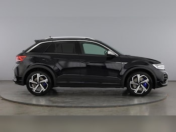 Used Volkswagen T-Roc 2025 for sale - 76931219: Photo