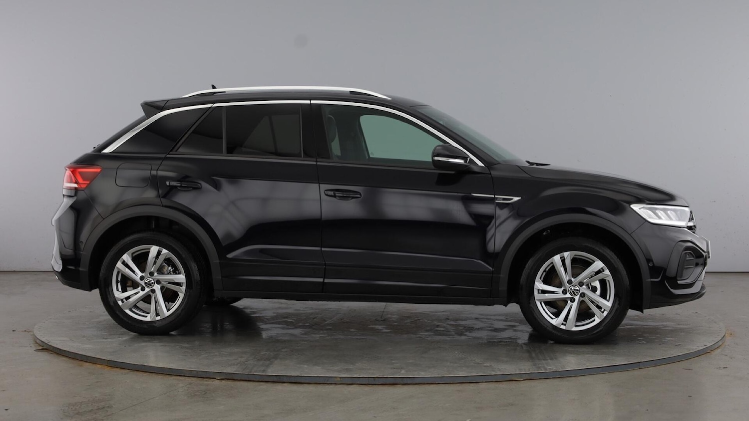 Used Volkswagen T-Roc 2025 for sale - 77619194: Photo 4