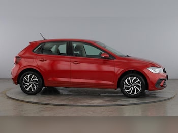 Used Volkswagen Polo 2024 for sale - 77339948: Photo