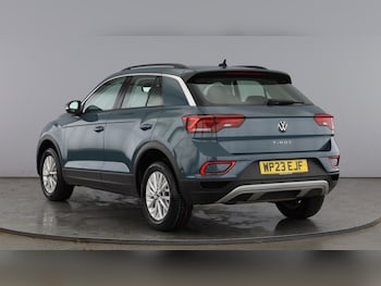 Used Volkswagen T-Roc 2023 for sale - 77954259: Photo
