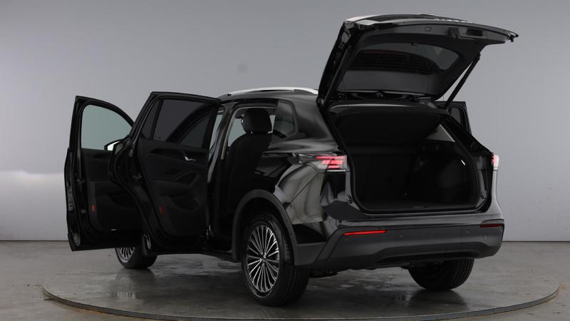 Used Volkswagen Tiguan 2025 for sale - 77211080: Photo 11