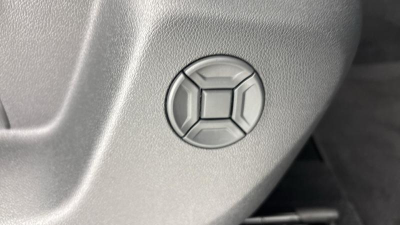 Used Volkswagen Tiguan 2025 for sale - 77211080: Photo 23