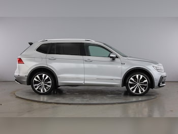 Used Volkswagen Tiguan Allspace 2021 for sale - 77602346: Photo