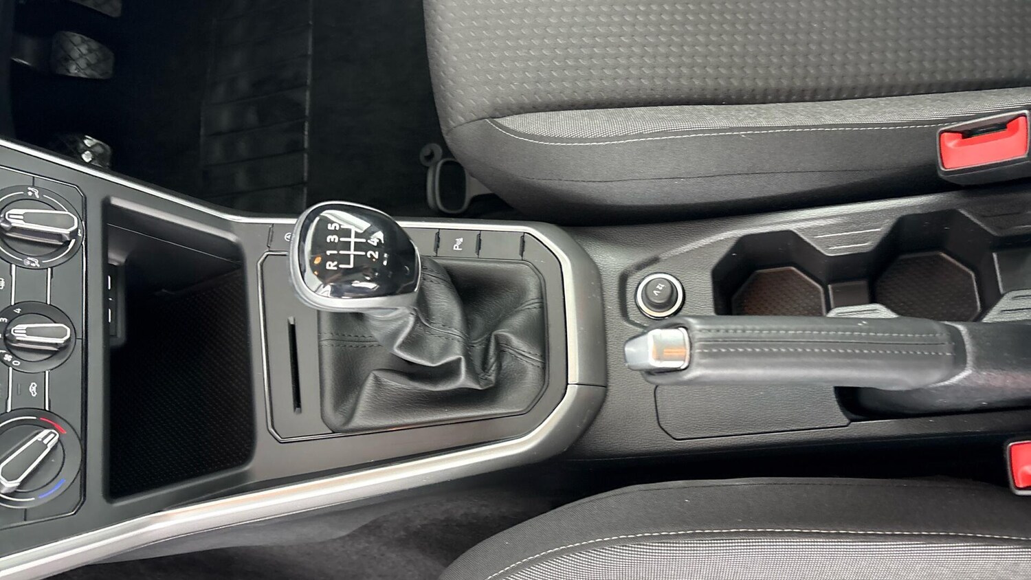 Used Volkswagen Polo 2023 for sale - 77802623: Photo 30