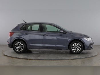Used Volkswagen Polo 2023 for sale - 77802623: Photo