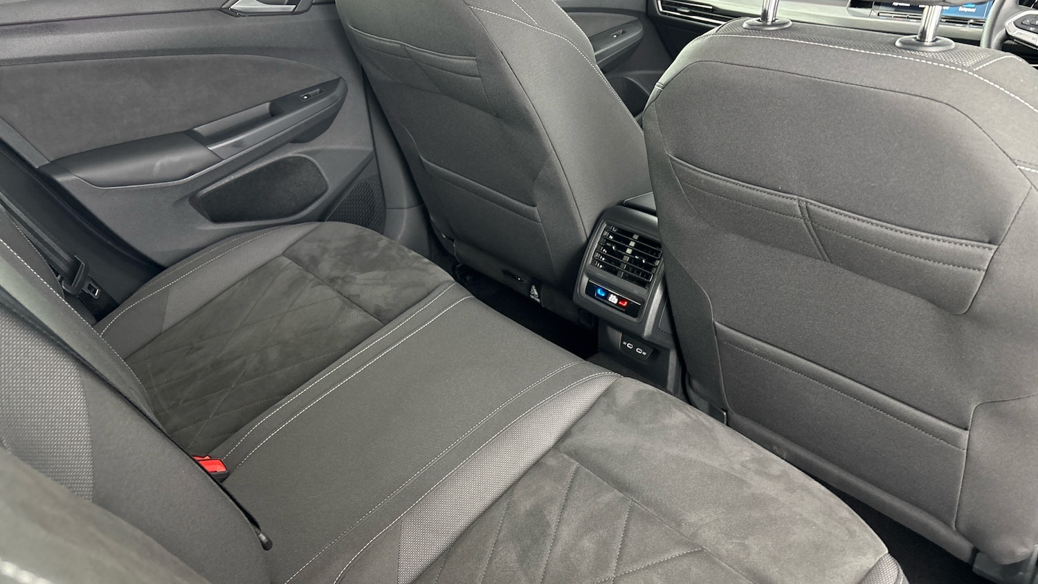 Used Volkswagen Golf 2023 for sale - 77896392: Photo 28