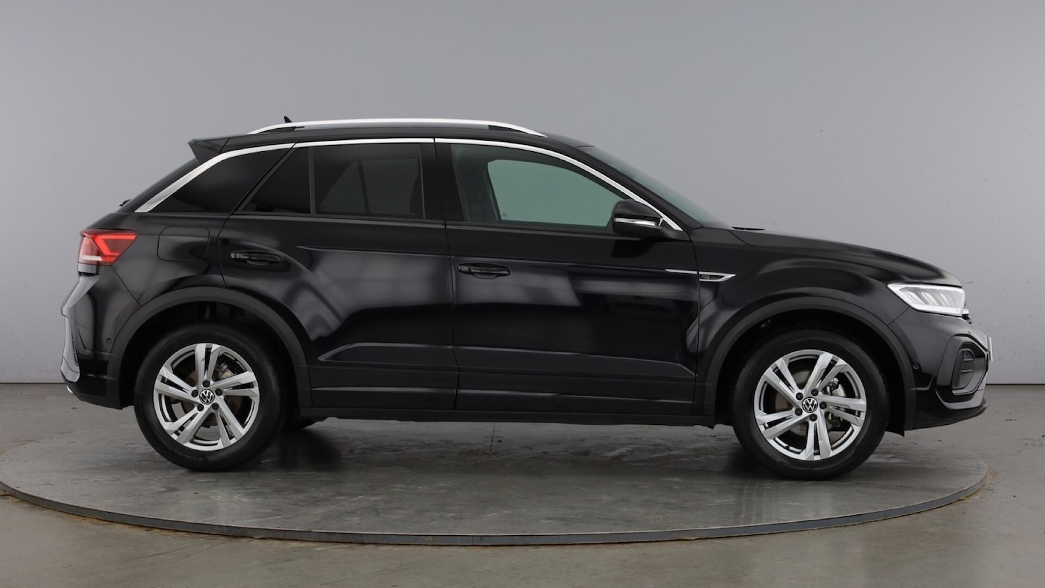 Used Volkswagen T-Roc 2025 for sale - 77602517: Photo 4
