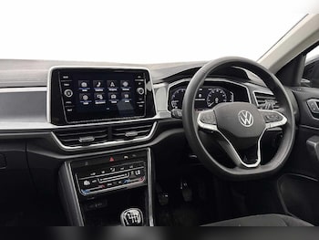 Used Volkswagen T-Roc 2025 for sale - 79073996: Photo