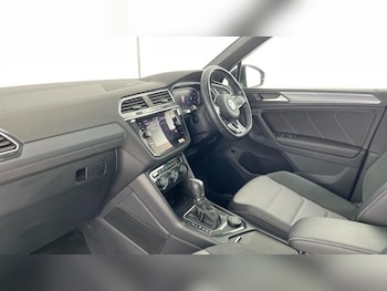 Used Volkswagen Tiguan 2019 for sale - 75556493: Photo