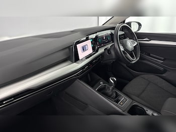 Used Volkswagen Golf 2021 for sale - 77602469: Photo