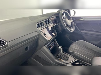 Used Volkswagen Tiguan 2022 for sale - 76653419: Photo
