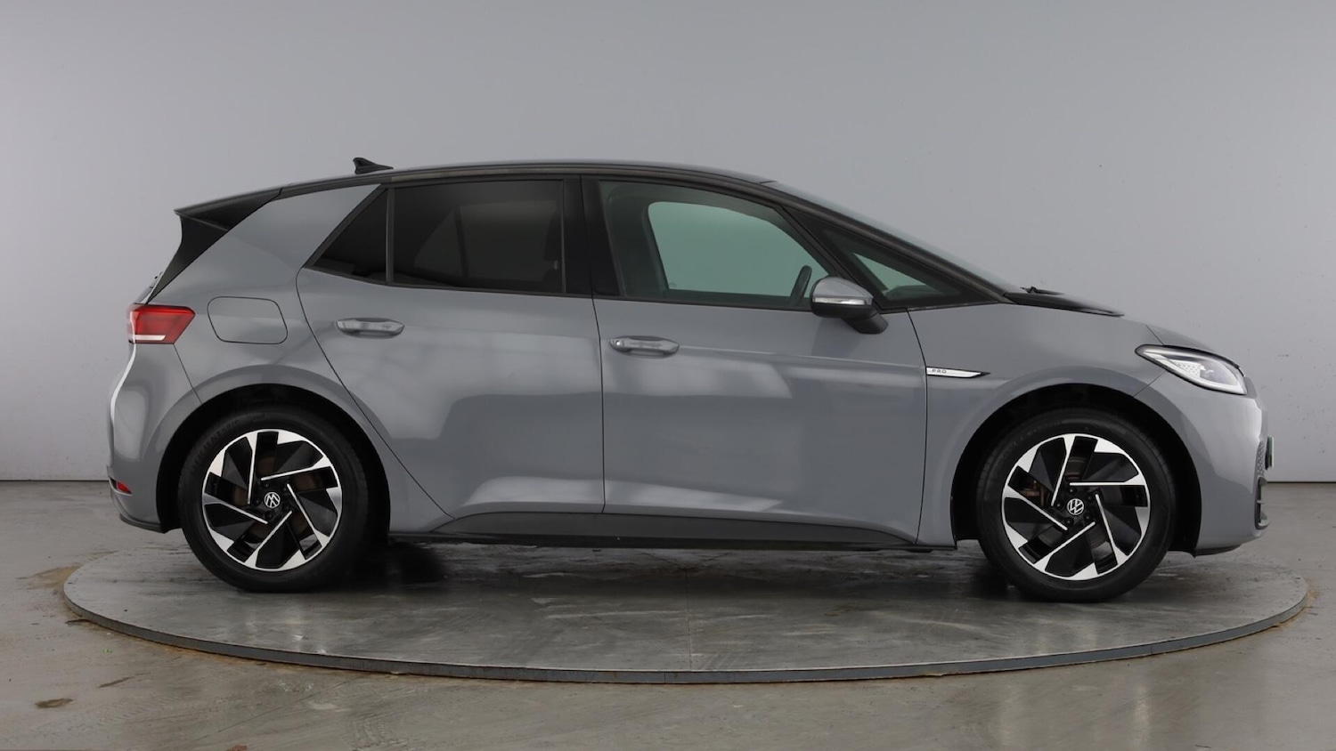 Used Volkswagen ID.3 2022 for sale - 77602300: Photo 4