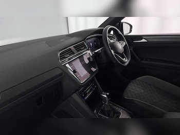 Used Volkswagen Tiguan 2023 for sale - 76273859: Photo