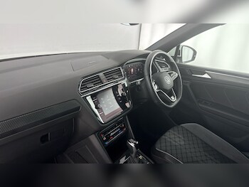 Used Volkswagen Tiguan 2023 for sale - 78667739: Photo