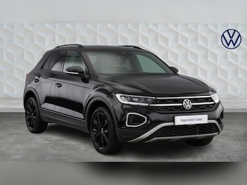 Used Volkswagen T-Roc 2023 for sale - 77363512: Photo