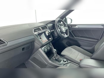 Used Volkswagen Tiguan 2017 for sale - 76405226: Photo