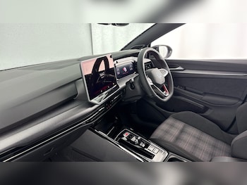 Used Volkswagen Golf 2026 for sale - 78801661: Photo