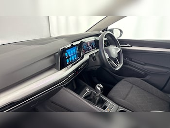 Used Volkswagen Golf 2024 for sale - 79489128: Photo