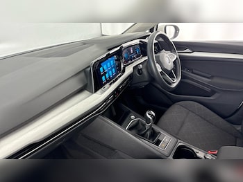 Used Volkswagen Golf 2022 for sale - 77602360: Photo