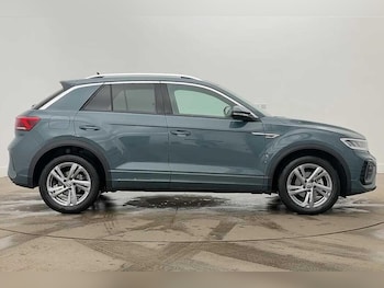 Used Volkswagen T-Roc 2025 for sale - 78545977: Photo