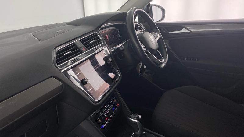 Used Volkswagen Tiguan Allspace 2021 for sale - 76631253: Photo 2