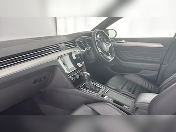 Used Volkswagen Passat 2020 for sale - 79113507: Photo