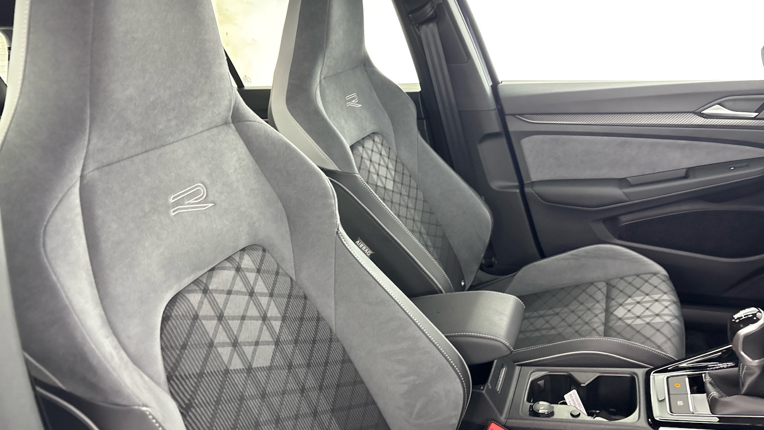 Used Volkswagen Golf 2024 for sale - 77896381: Photo 20