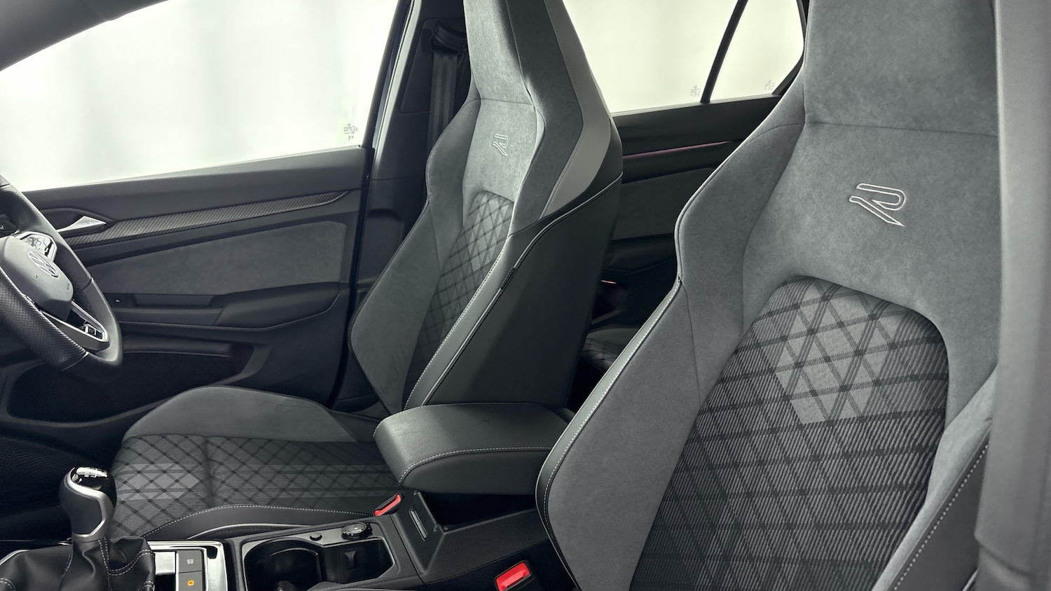 Used Volkswagen Golf 2024 for sale - 77896381: Photo 33