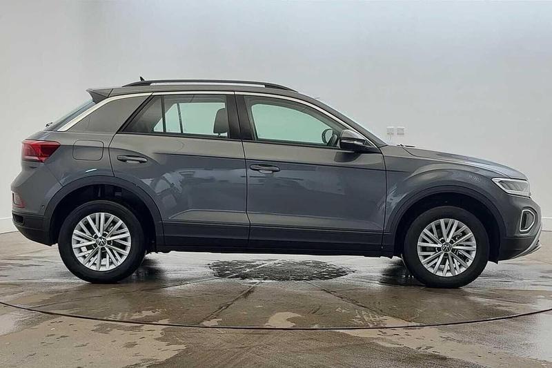 Used Volkswagen T-Roc 2024 for sale - 77186934: Photo 4
