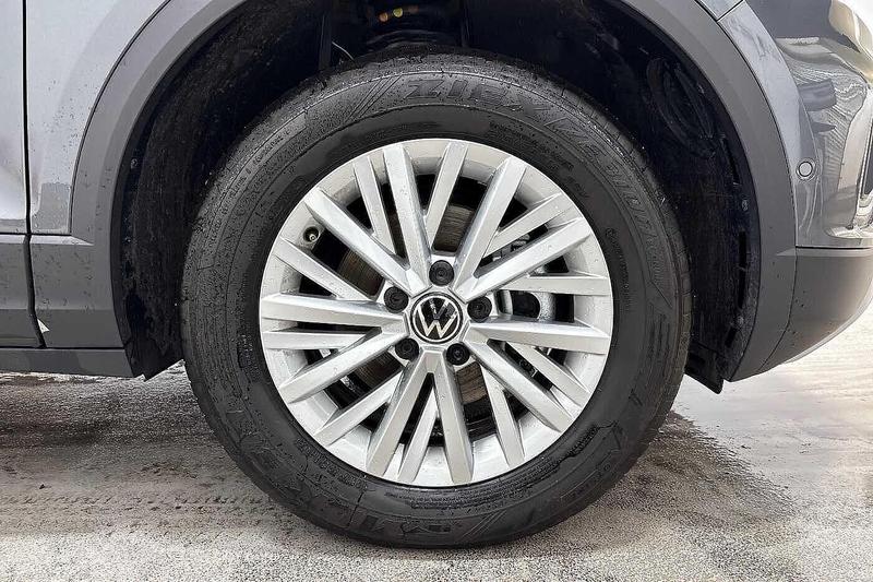 Used Volkswagen T-Roc 2024 for sale - 77186934: Photo 5