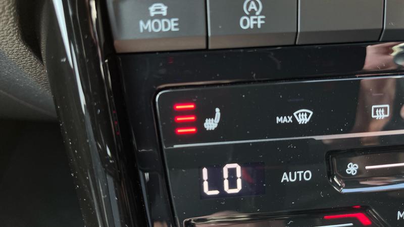 Used Volkswagen T-Roc 2023 for sale - 76196609: Photo 27