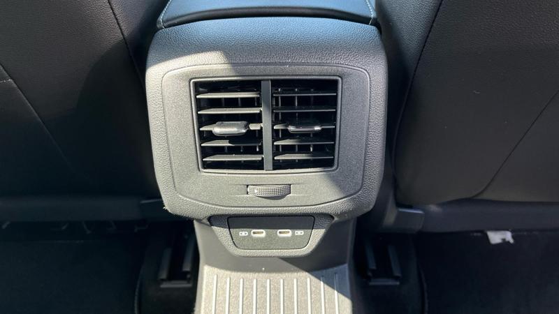 Used Volkswagen T-Roc 2023 for sale - 76196609: Photo 44