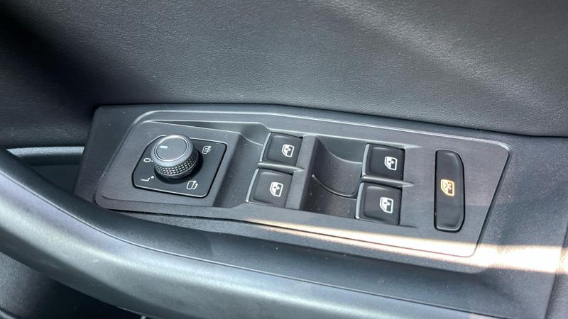 Used Volkswagen T-Roc 2023 for sale - 76196609: Photo 45