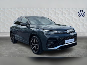 2025 - R-Line 1.5 eTSI 150PS 7-Speed DSG 5 Door Automatic